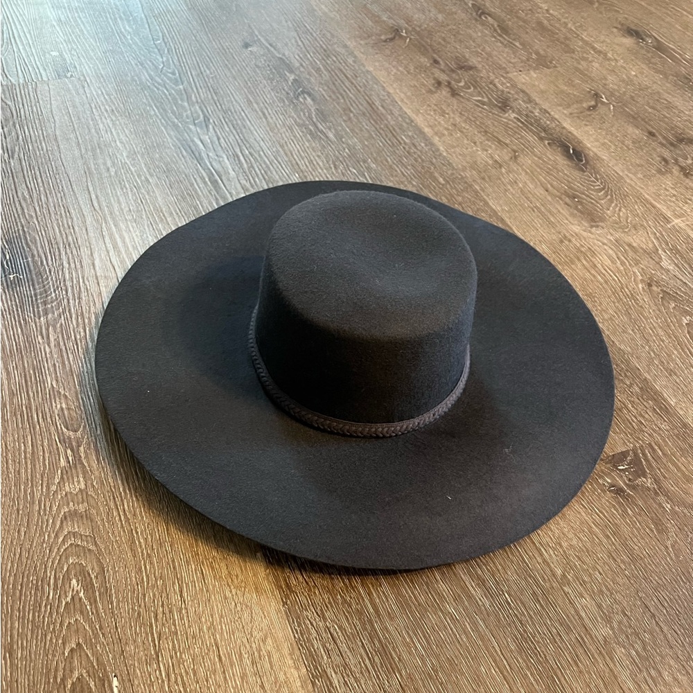 Black wide brim hat